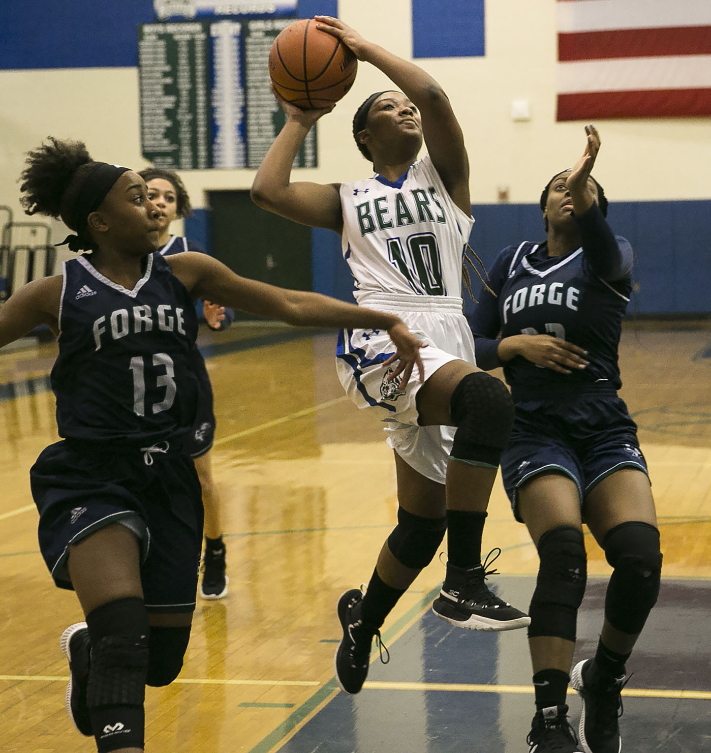 Colonial Forge at Riverbend girls basketball